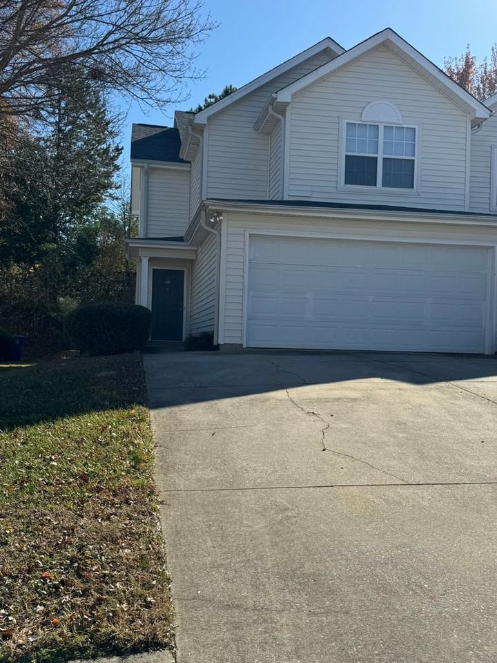 141 Springwood Lane - Photo 2 of 25