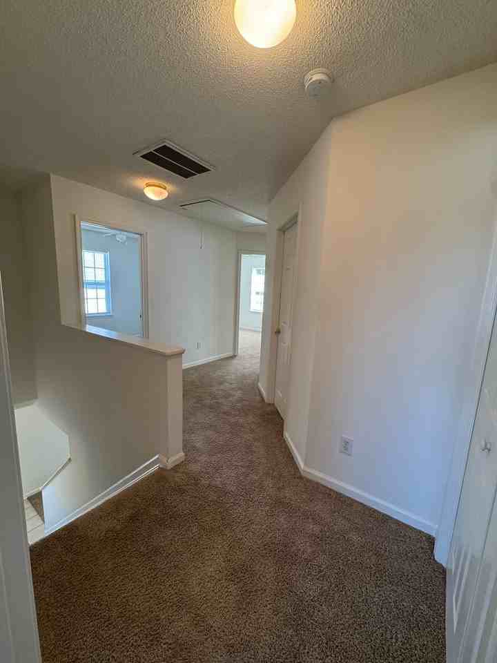 141 Springwood Lane - Photo 7 of 25