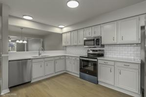 featured image of 10048 Alondra St #NA