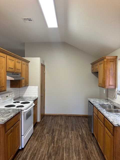 2709 Se 91st St #NA - Photo 5 of 22