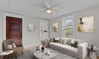 449 Roslyn Ave #2ndFL - Photo 1 of 1