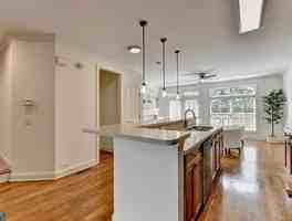 featured image of 10898 Gallier St