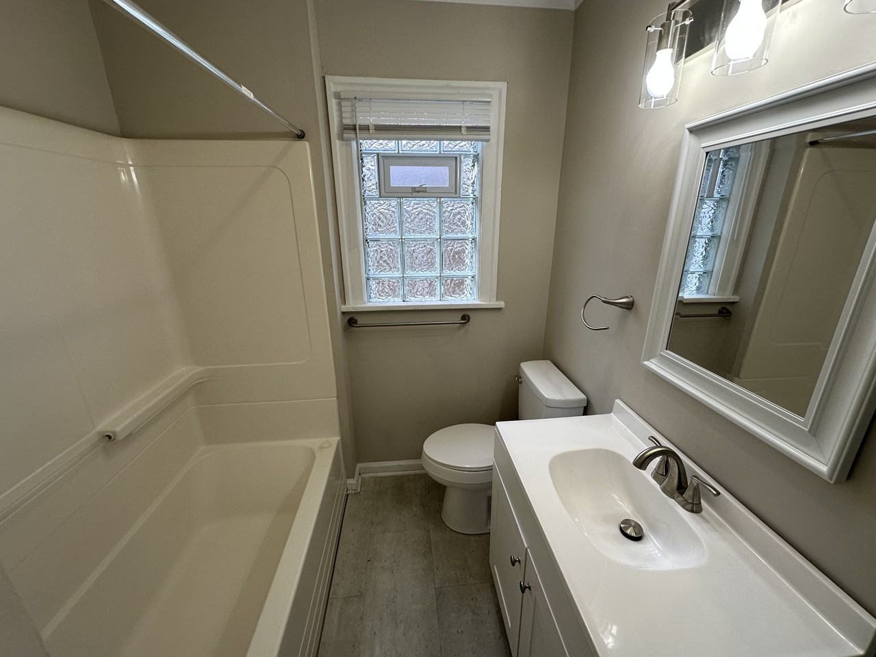 2886 Norwood St #NA - Photo 7 of 18