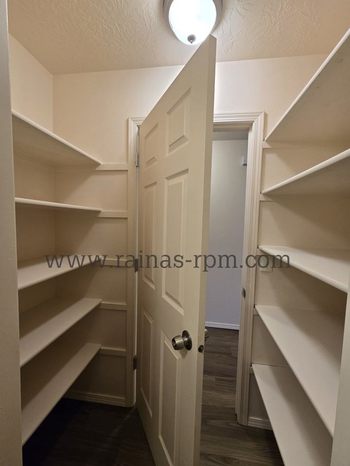 1885 N Allumbaugh St #1885 - Photo 7 of 18