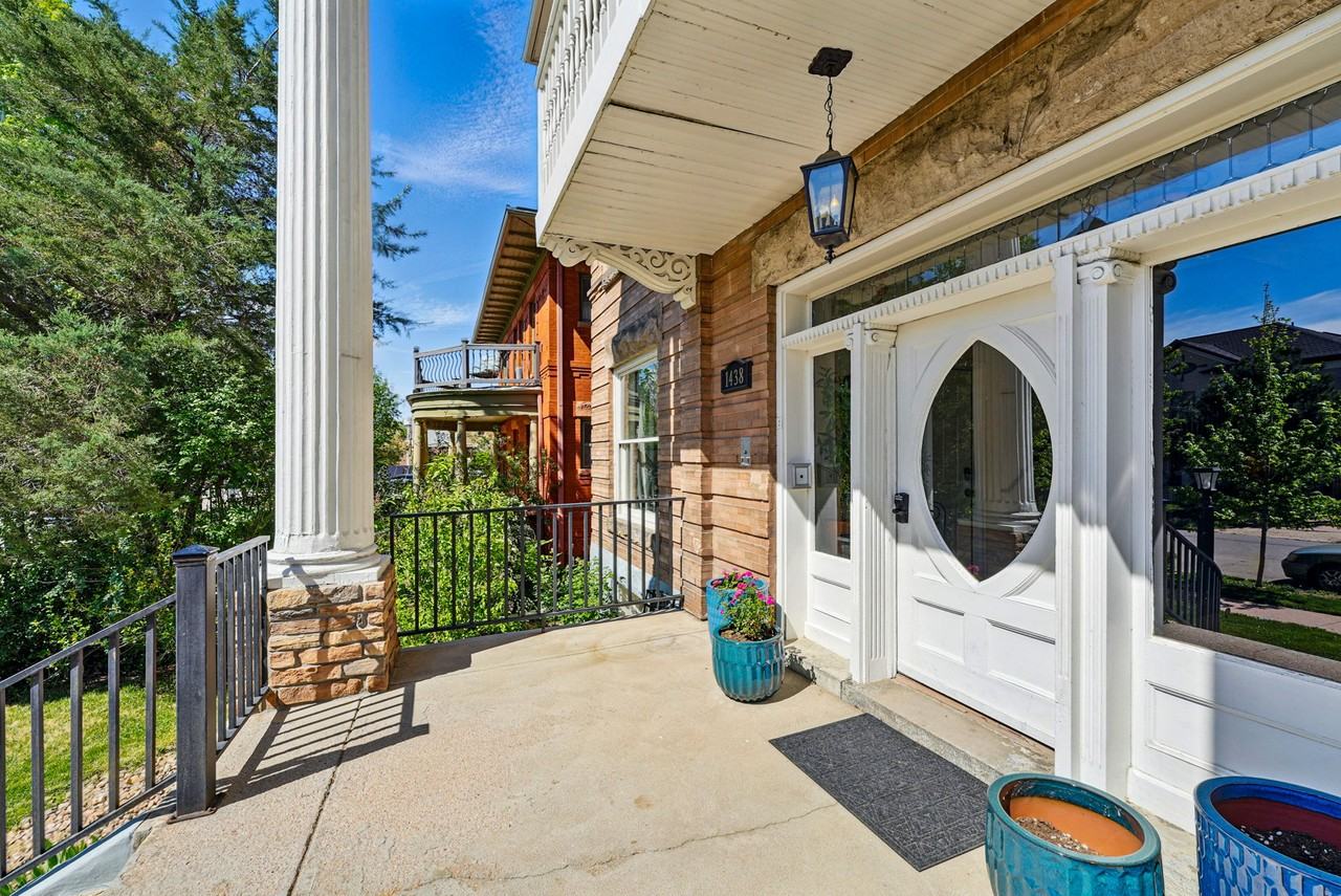 1438 N Franklin St #100 - Photo 3 of 24