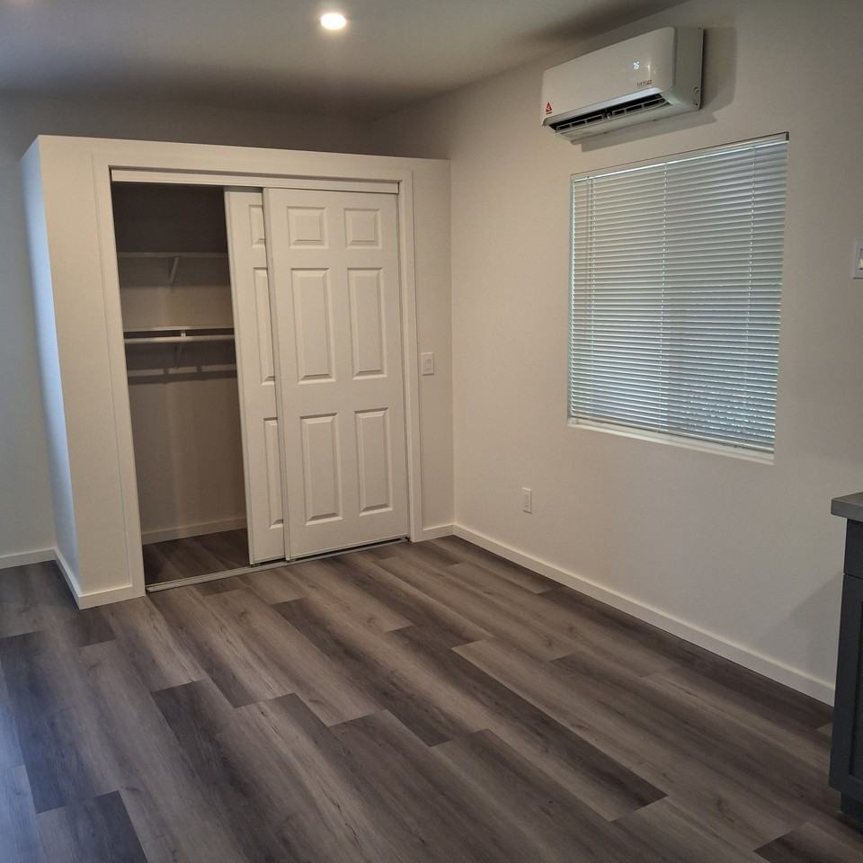 2239 Gaviota Ave #2239-1-2 - Photo 2 of 8