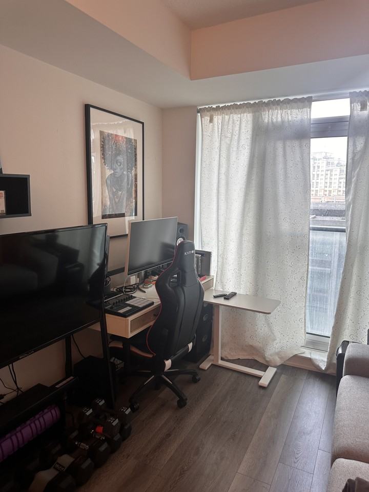 55 East Liberty Street #613 - Photo 2 of 9