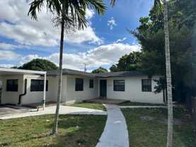 218 E 18th St #NA - Photo 1 of 1