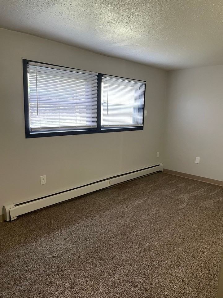 1 bed, 1 bath Apartments - Photo 4 of 10