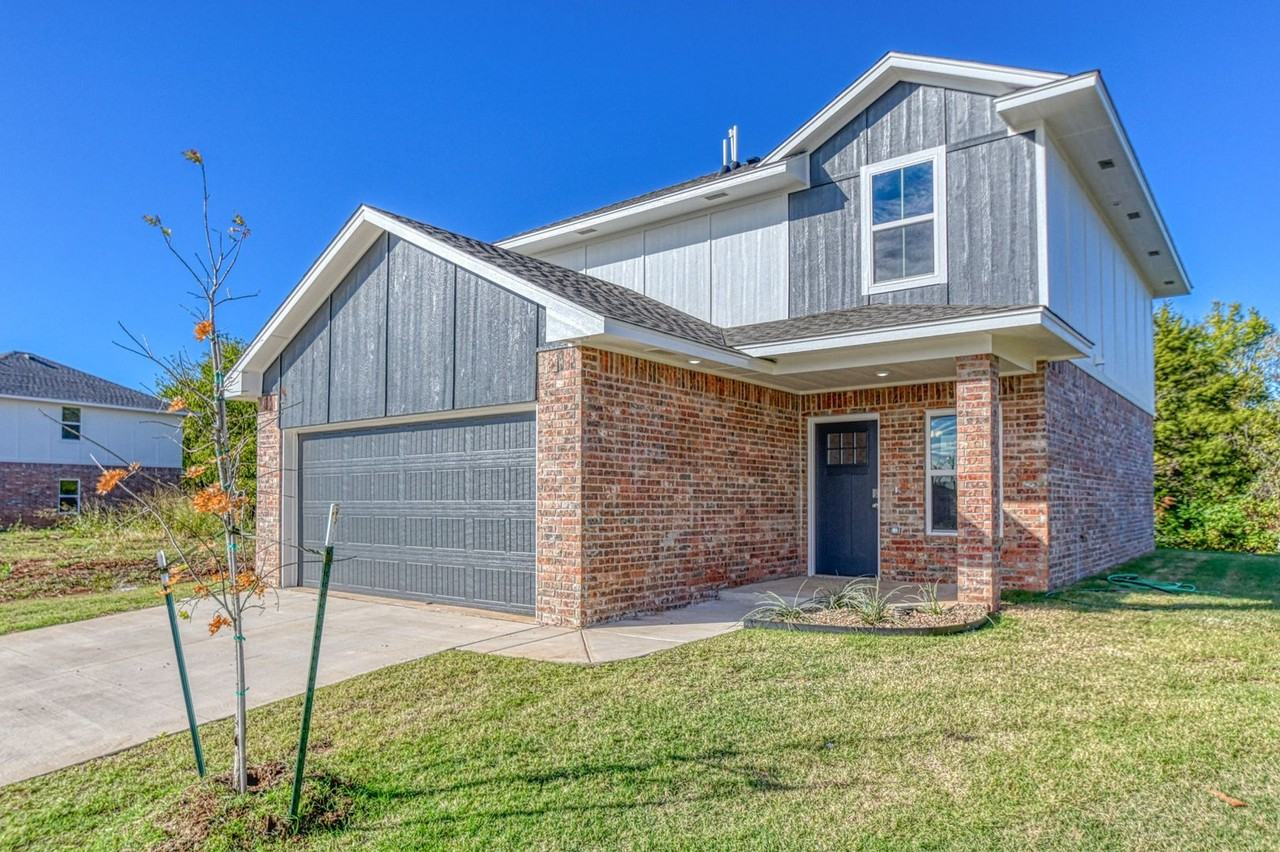 924 Varenna Ln - Photo 2 of 31