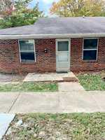 featured image of 1005 E Grand Ave