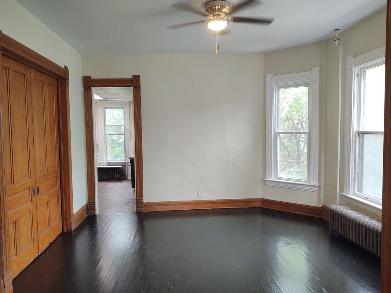 1015 14th St - Photo 5 of 24