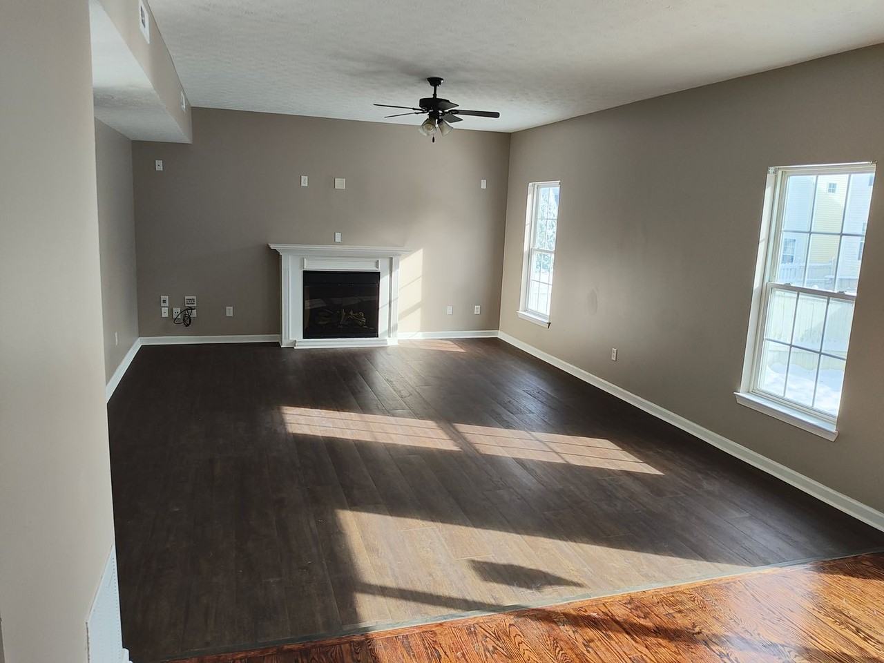 3595 Empire Drive - Photo 7 of 47