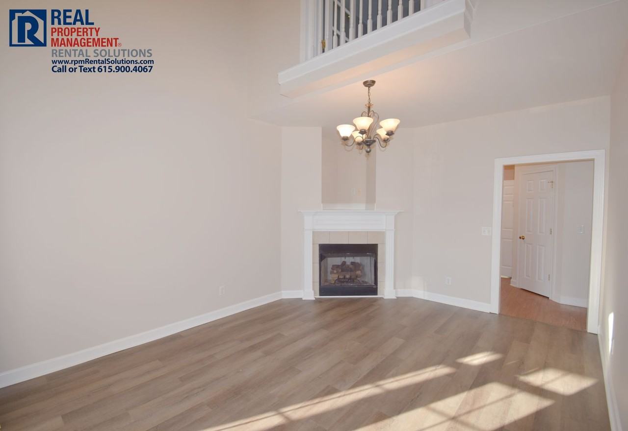 2207 Stanford Ct - Photo 3 of 25