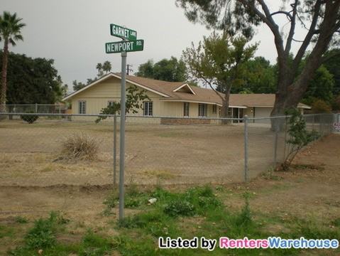 30026 Garnet Ln - Photo 3 of 6