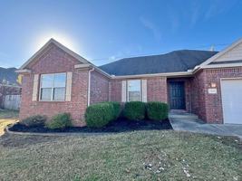 featured image of 2905 Sw Tanglewood Ave