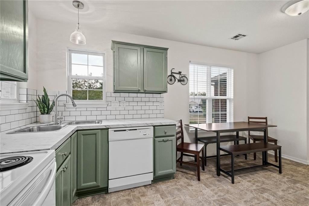 906 Sw Terry Ln - Photo 7 of 30