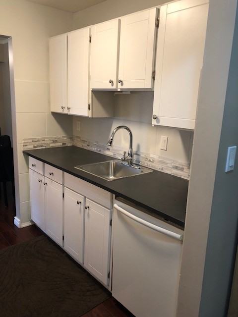 29 Nanaimo Street - Photo 3 of 6