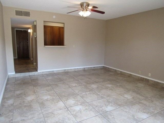 2725 Santa Fe St Apt B #B - Photo 3 of 21