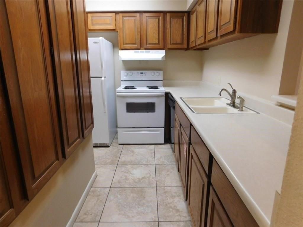 2725 Santa Fe St Apt B #B - Photo 5 of 21