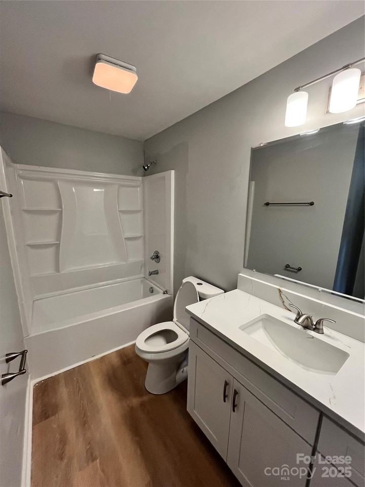 1817 Newcastle Street - Photo 6 of 13