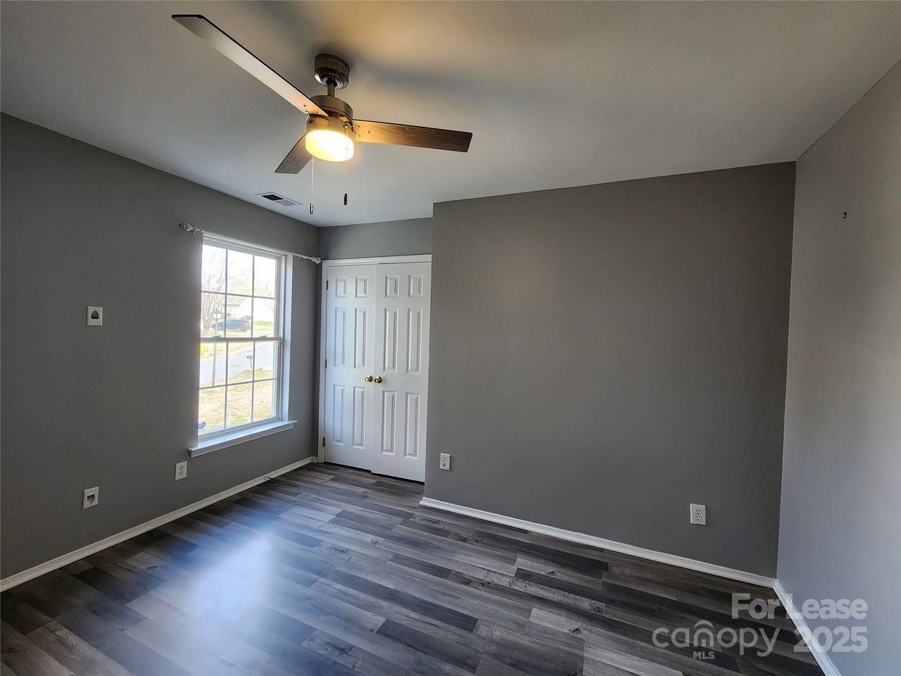 2139 Mallard Green Pl - Photo 4 of 16