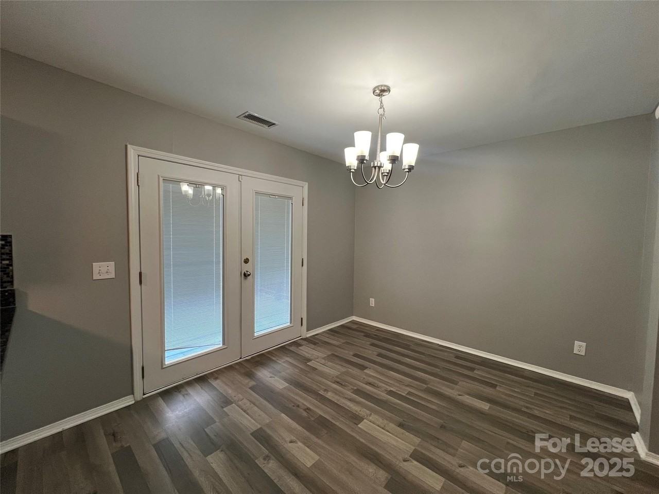 2139 Mallard Green Pl - Photo 7 of 16