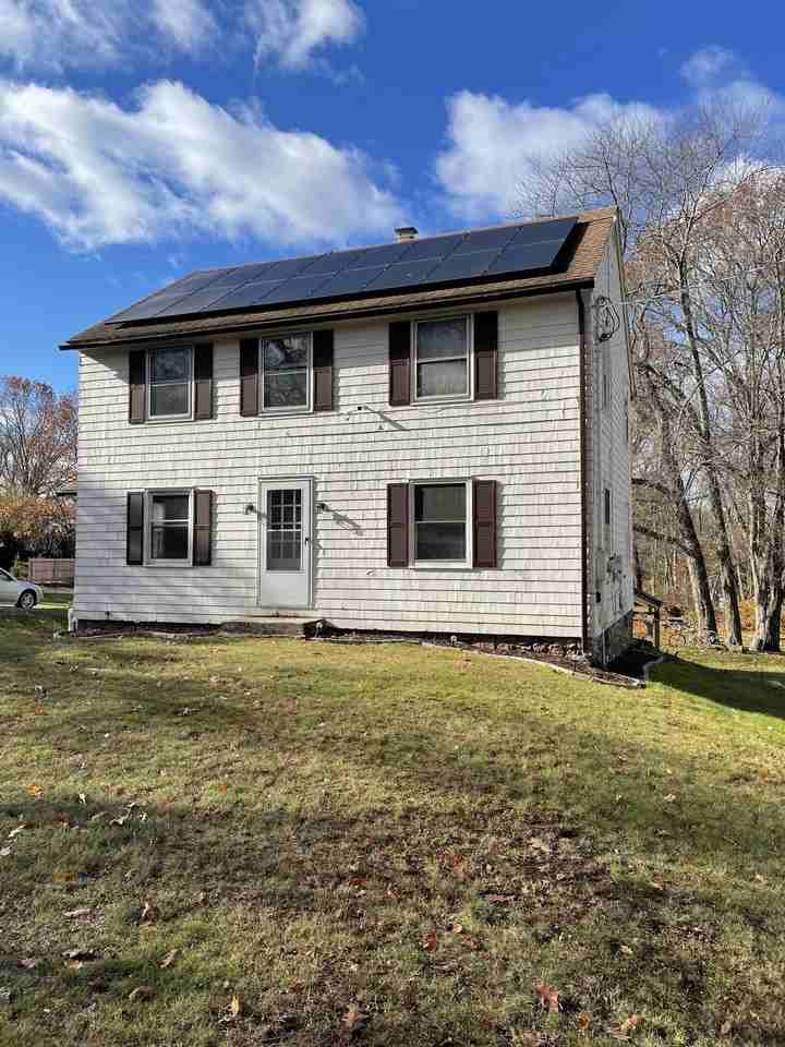 683 Camp St - Photo 2 of 9