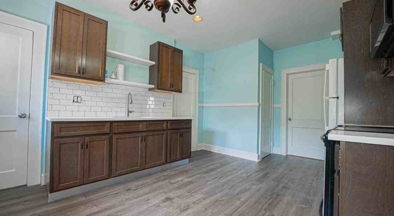 240 Flax Hill Rd - Photo 3 of 15