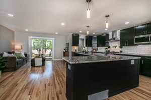 featured image of 2005 Admiral St