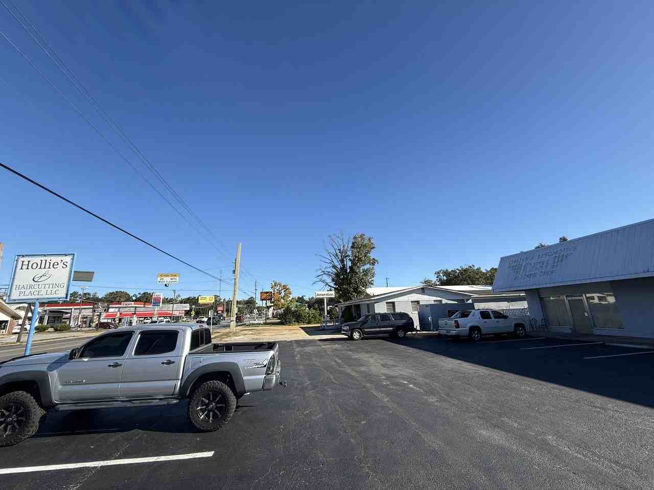 641 N Ferdon Blvd - Photo 3 of 20