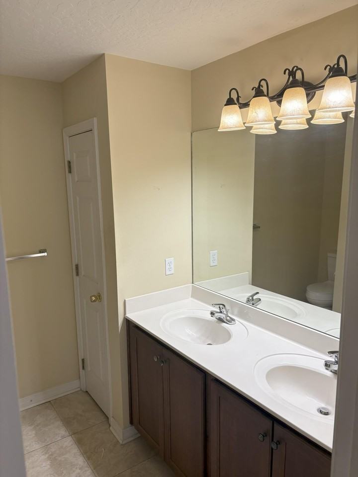 506 Skylark Rd - Photo 6 of 7