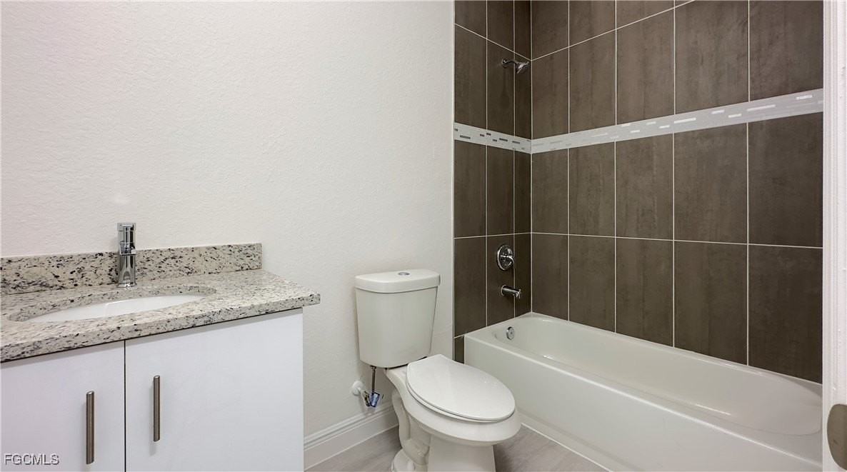 8069 Sherwood Cir - Photo 7 of 9