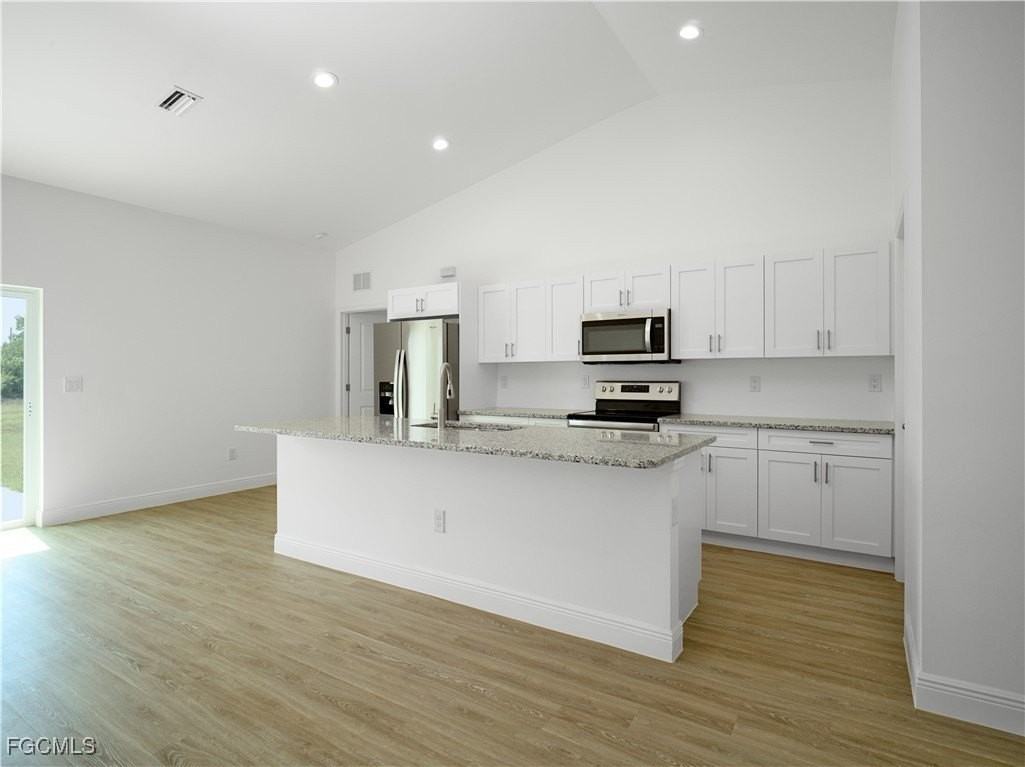 6204 Forest Ct - Photo 6 of 10