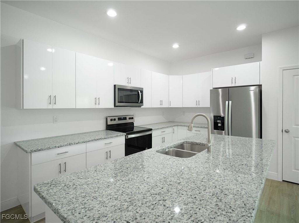 3059 Harvard Cir - Photo 7 of 10