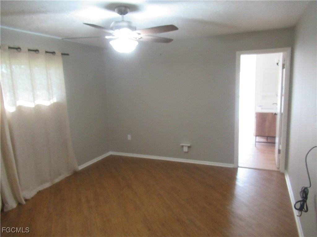 127 Se 42nd St - Photo 7 of 15