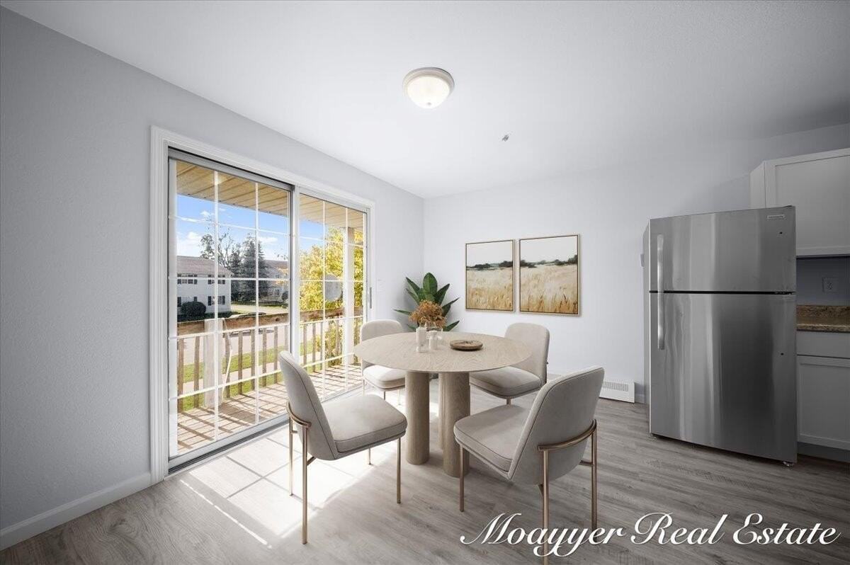 1051 Abbey Ct Apt 5 #5 - Photo 5 of 18