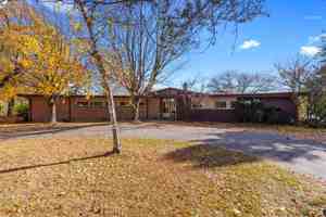 featured image of 4105 Riverview Drive