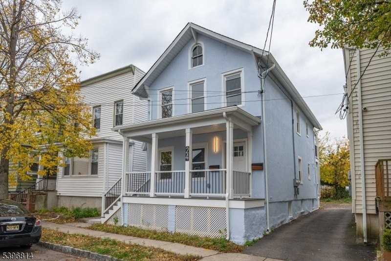 24 Dean St - Photo 2 of 35