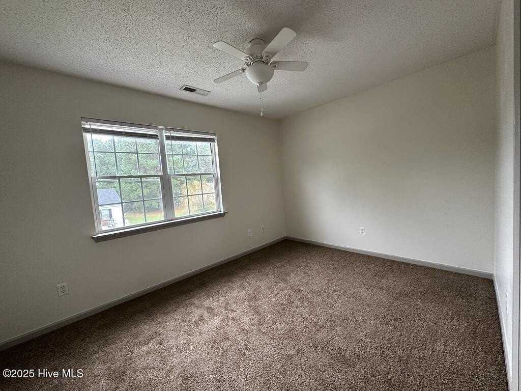 1167 Pueblo Dr - Photo 4 of 7