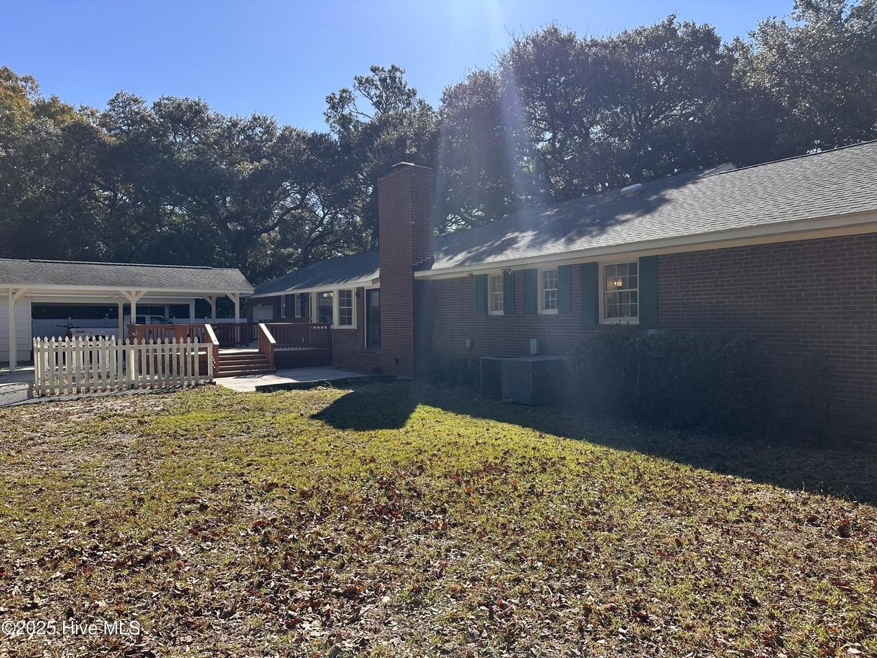 245 High Tide Dr - Photo 7 of 38