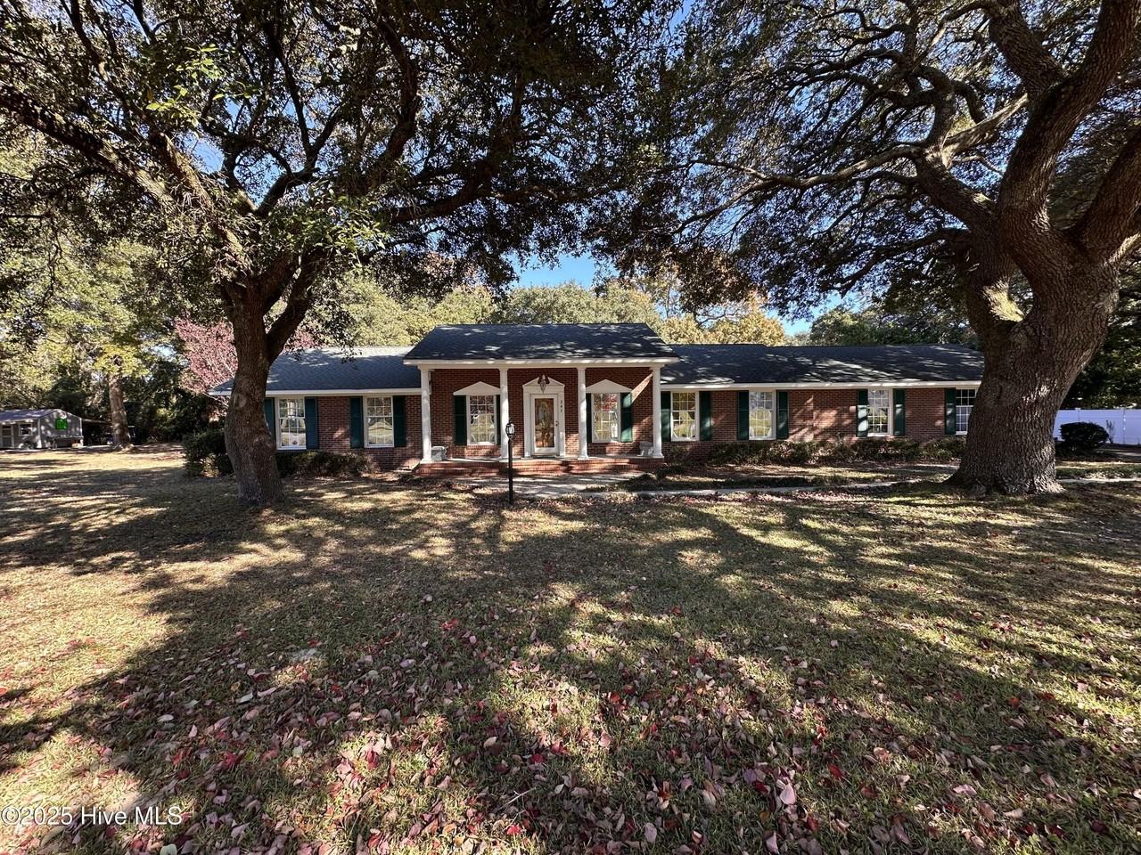 245 High Tide Dr - Photo 2 of 38