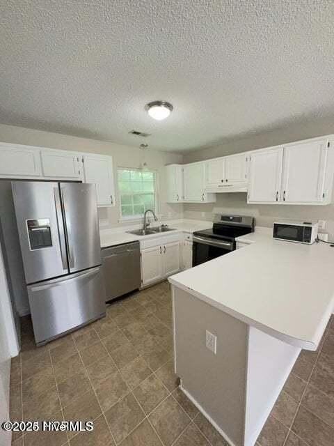 121 Suffolk Cir - Photo 7 of 20