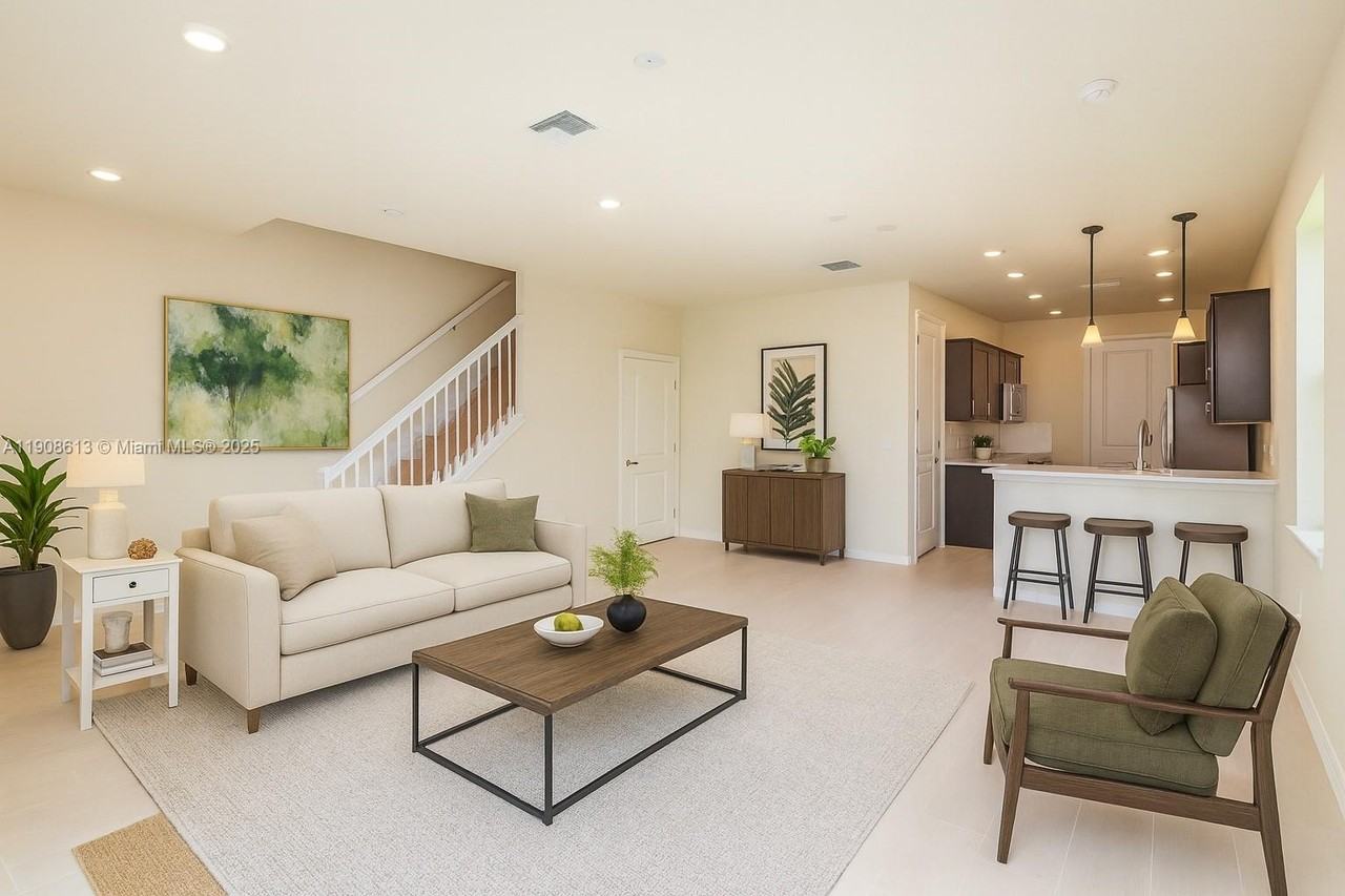 3932 Long Leaf Ln #1 - Photo 4 of 8