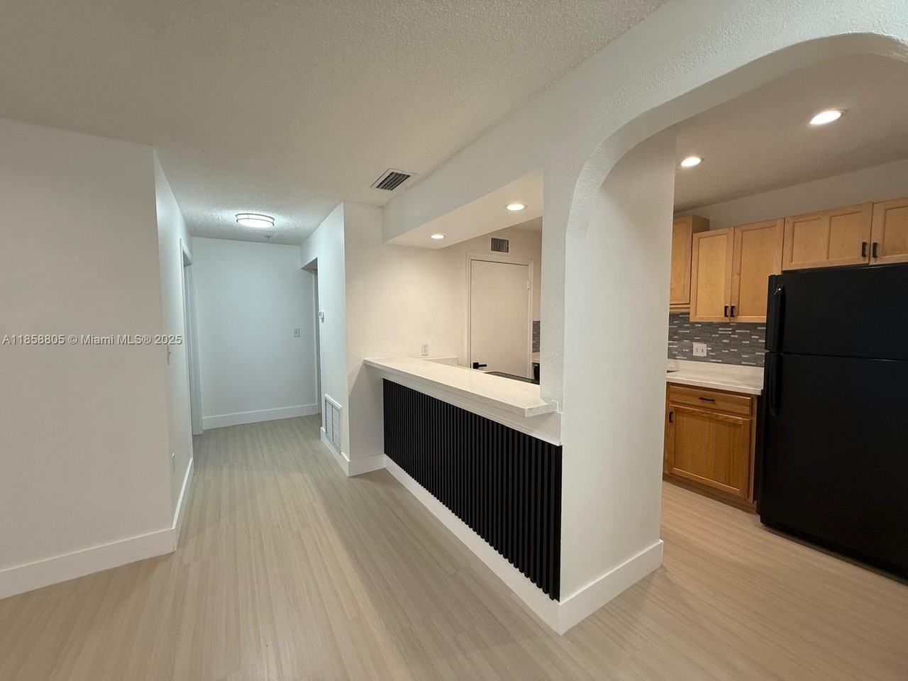 2319 N Congress Ave #15 - Photo 7 of 20