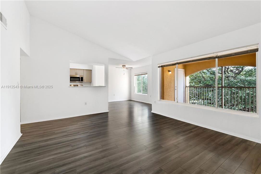 2361 Nw 33rd St #613 - Photo 2 of 8