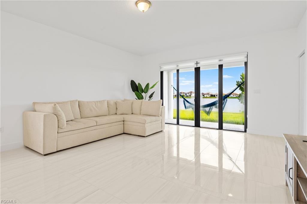 4951 Brigata Way - Photo 7 of 8