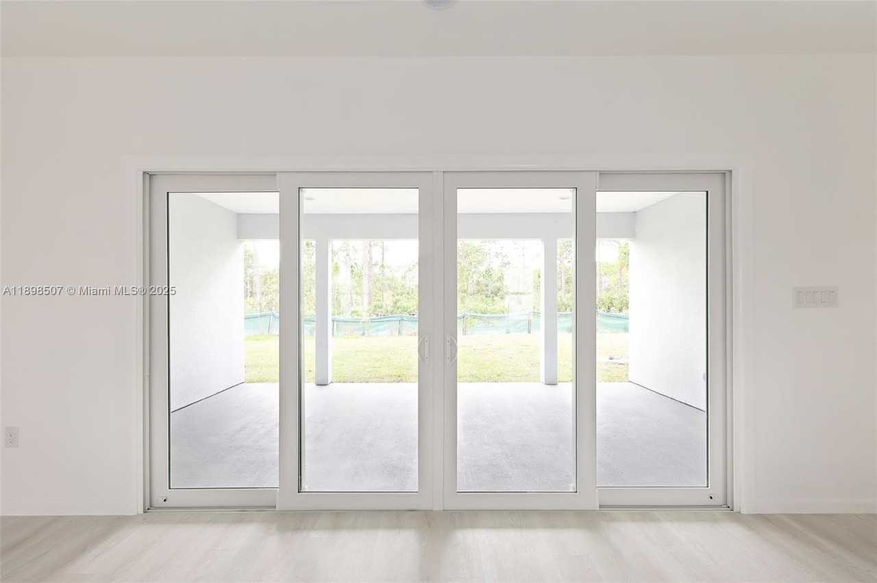 746 Harriet Ave Sw - Photo 7 of 25