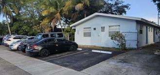 161 Nw 40th St #5 - Photo 1 of 1