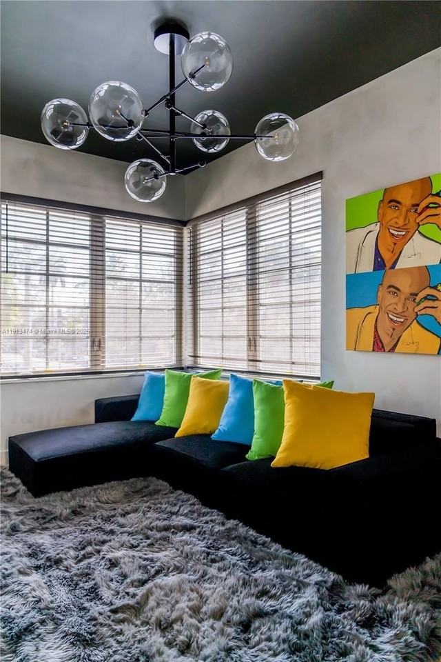 1601 Jefferson Ave #TH - Photo 7 of 15